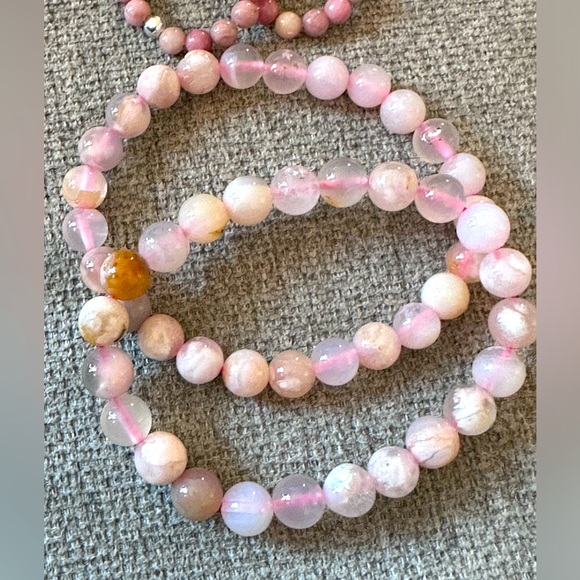 Your Bliss Zone Jewelry - Pink Flower Agate Crystal Bracelet